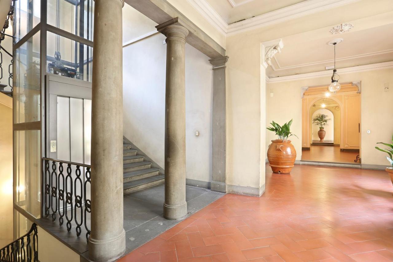 Apt. Perla - Pauline Suites, Palazzo Borghese Florenţa Exterior foto